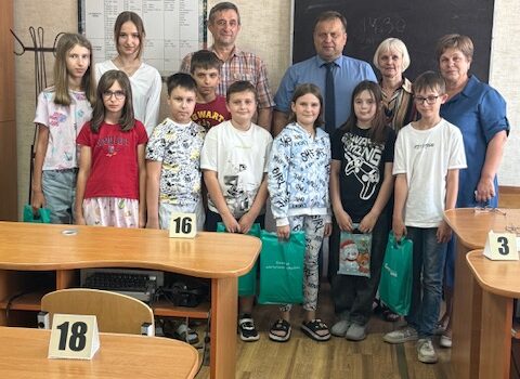 Школьные подарки для юных радиотелеграфистов от ДОСААФ